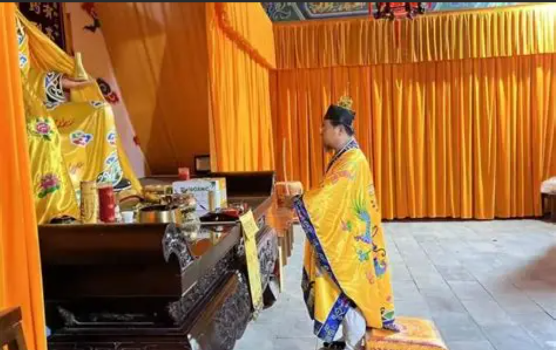 从迷失到自信：揭秘“已成功上位”的女人如何用「小三扶正法事」翻盘自己的命运