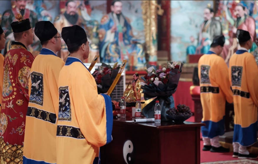 不只是分离：一场「斩小三法事」如何实现三方灵魂的能量回收与再平衡？